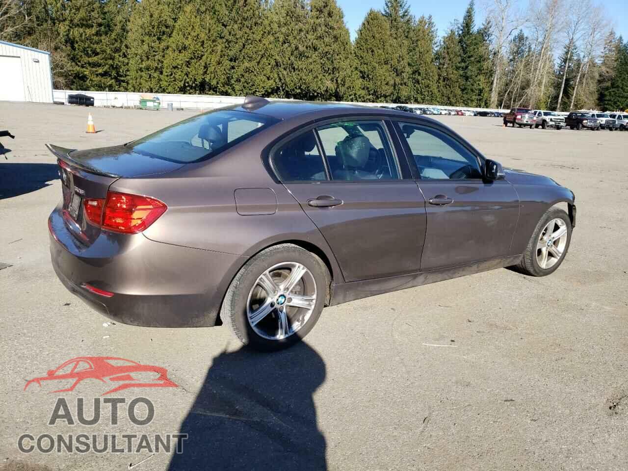 BMW 3 SERIES 2013 - WBA3B5C55DF591812