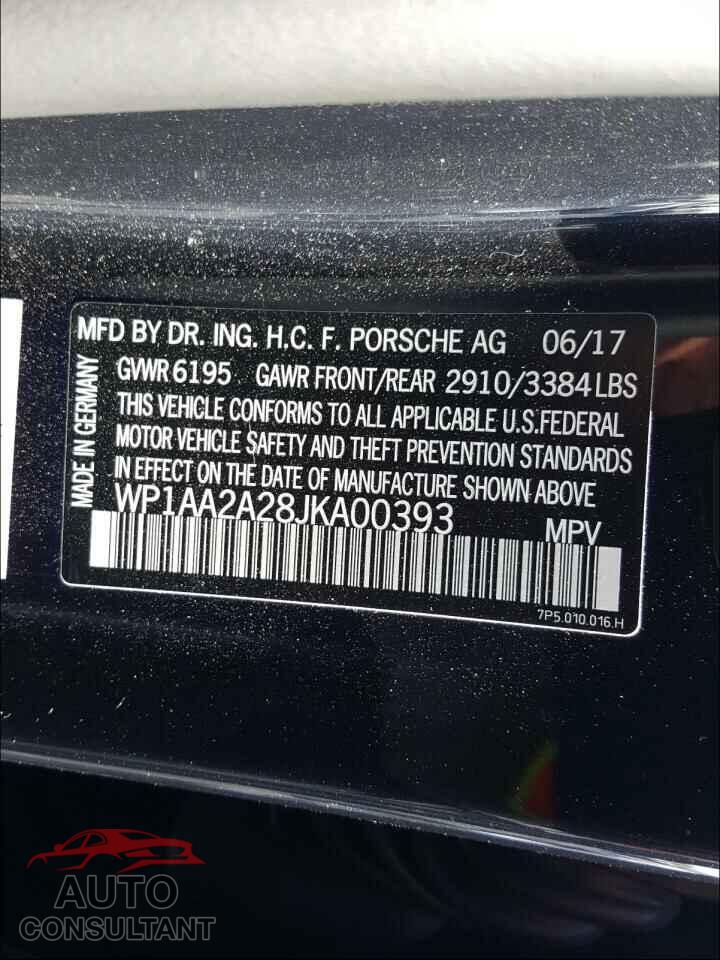PORSCHE CAYENNE 2018 - WP1AA2A28JKA00393