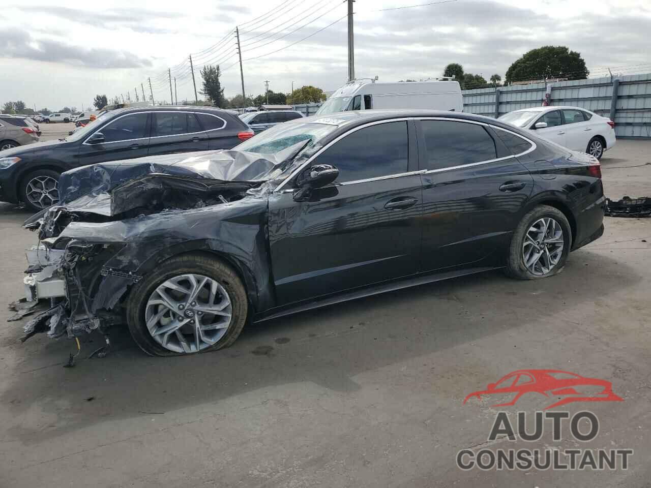 HYUNDAI SONATA 2023 - KMHL64JA4PA320755