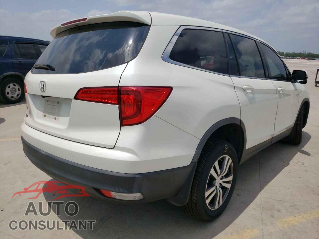 HONDA PILOT 2017 - 5FNYF5H35HB006581