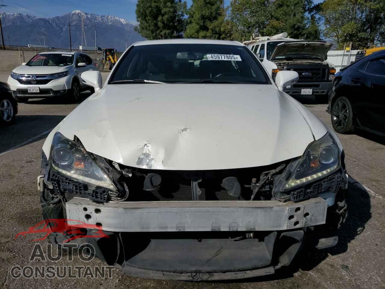LEXUS IS 2011 - JTHBF5C22B5144025