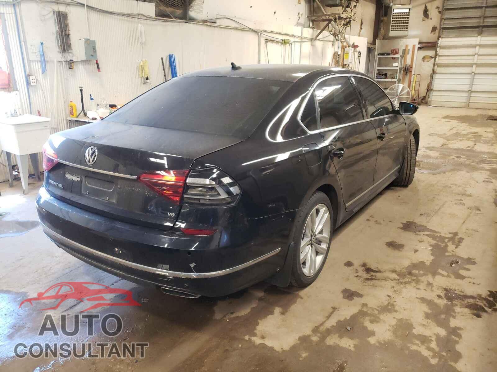 VOLKSWAGEN PASSAT 2017 - 1VWCM7A35HC036471