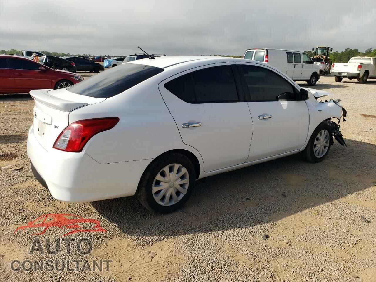 NISSAN VERSA 2019 - 3N1CN7AP3KL850166