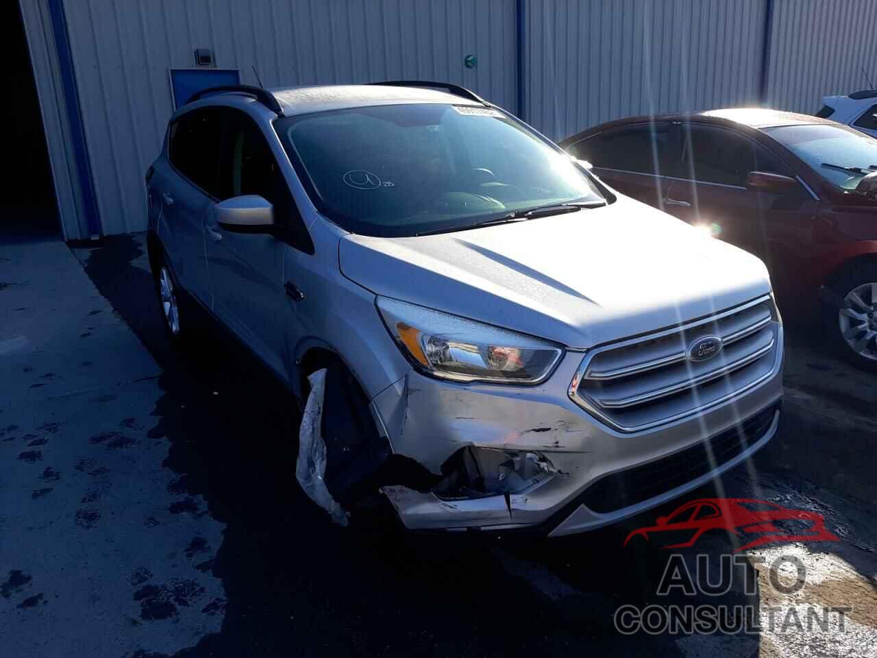 FORD ESCAPE 2018 - 1FMCU0GD8JUA43159