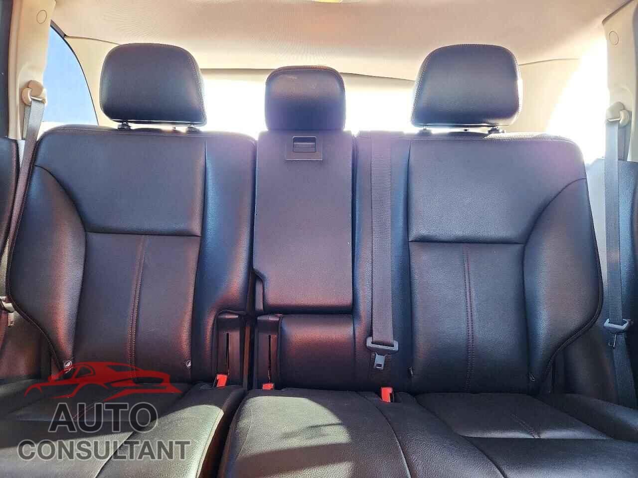 FORD EDGE 2011 - 2FMDK3JC7BBB27251