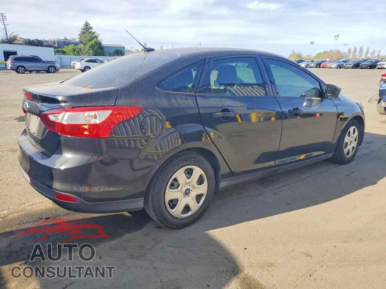 FORD FOCUS 2012 - 1FAHP3E27CL105282