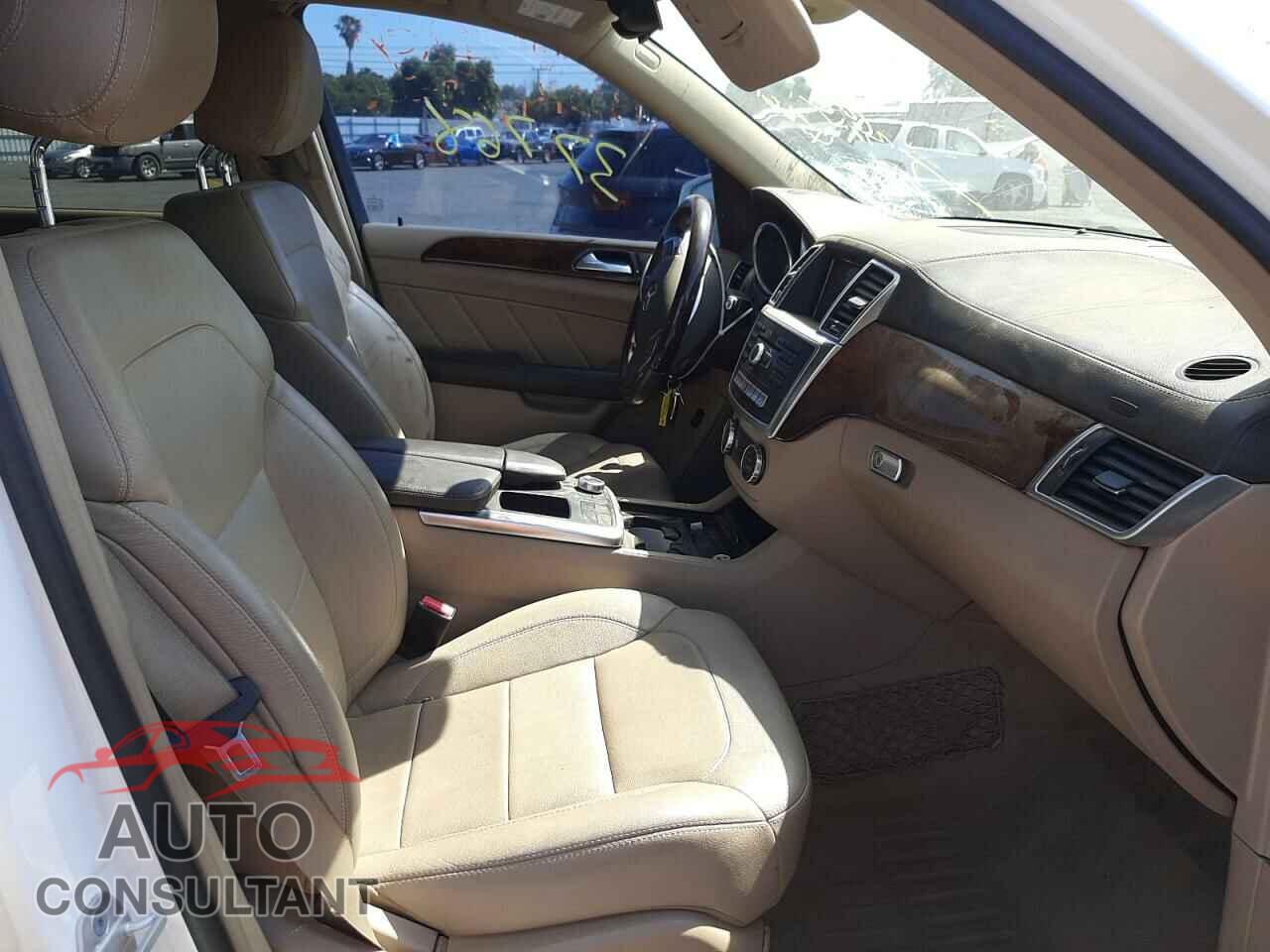 MERCEDES-BENZ GL-CLASS 2016 - 4JGDF6EE4GA654085