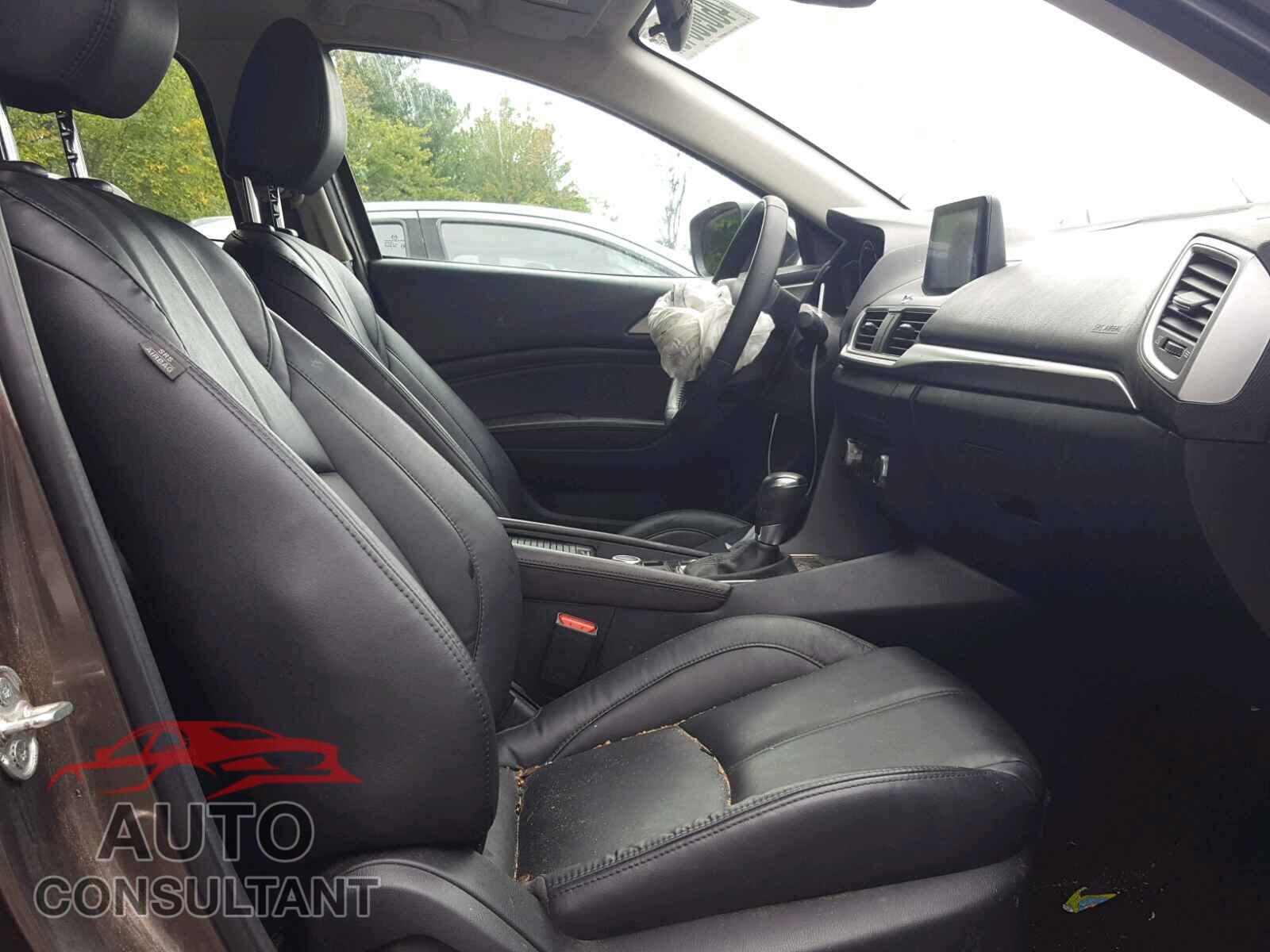 MAZDA 3 2017 - 3MZBN1L74HM102707