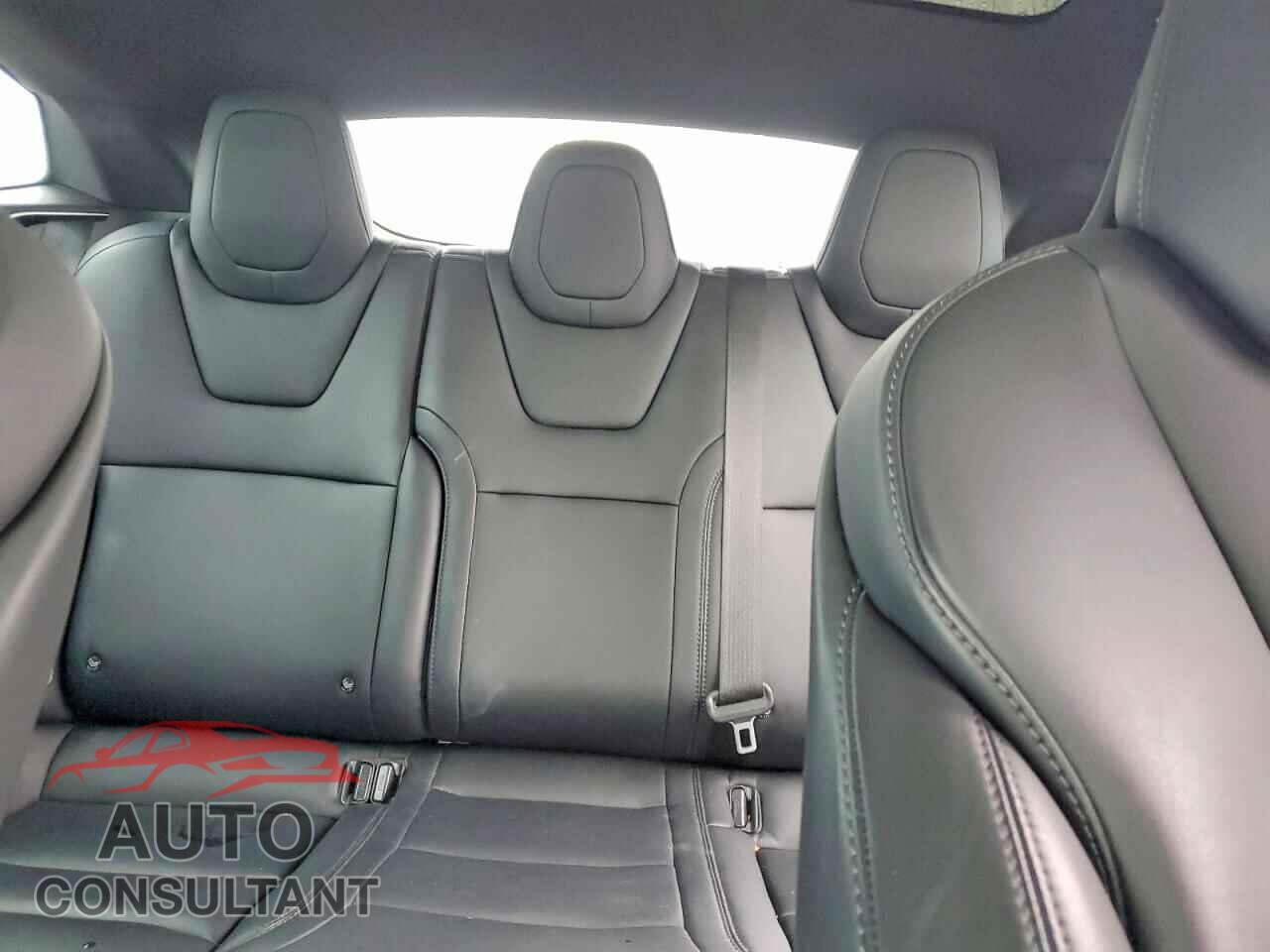 TESLA MODEL S 2017 - 5YJSA1E24HF231857