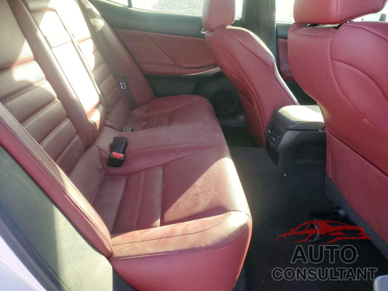 LEXUS IS 2017 - JTHBA1D28H5047054