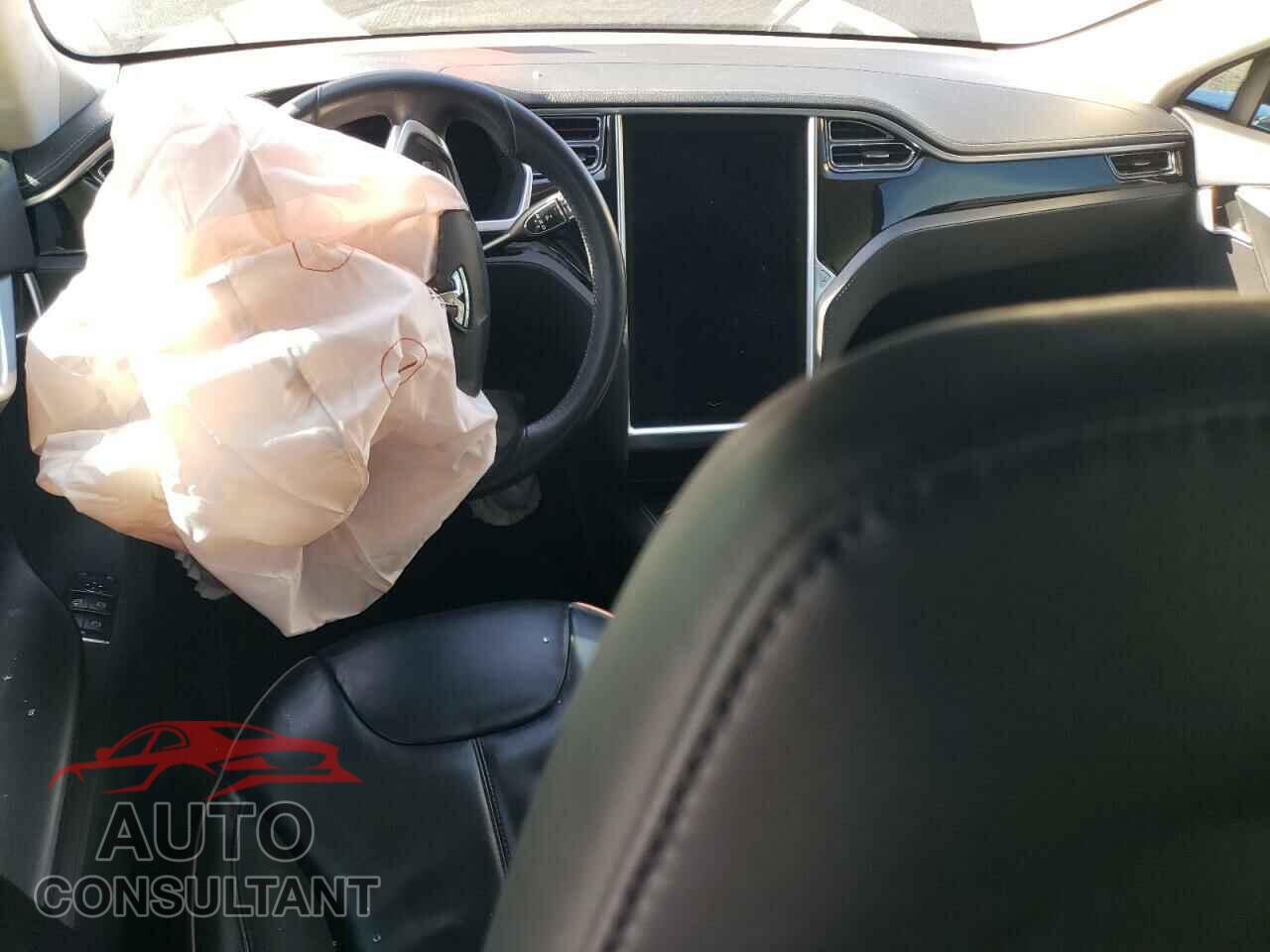 TESLA MODEL S 2013 - 5YJSA1DP8DFP05364