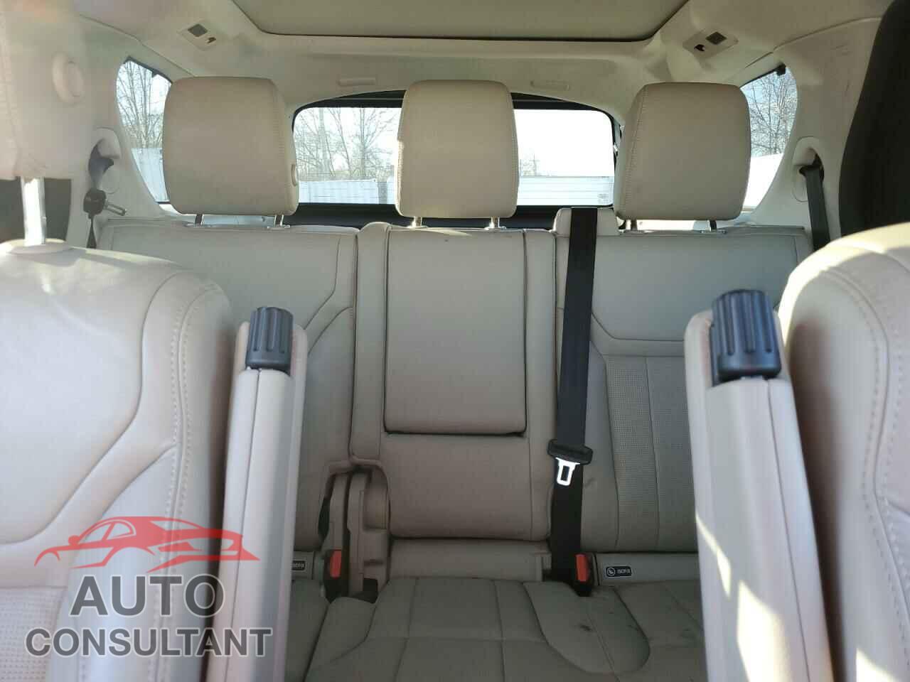 LAND ROVER DISCOVERY 2017 - SALRGBBV2HA041168