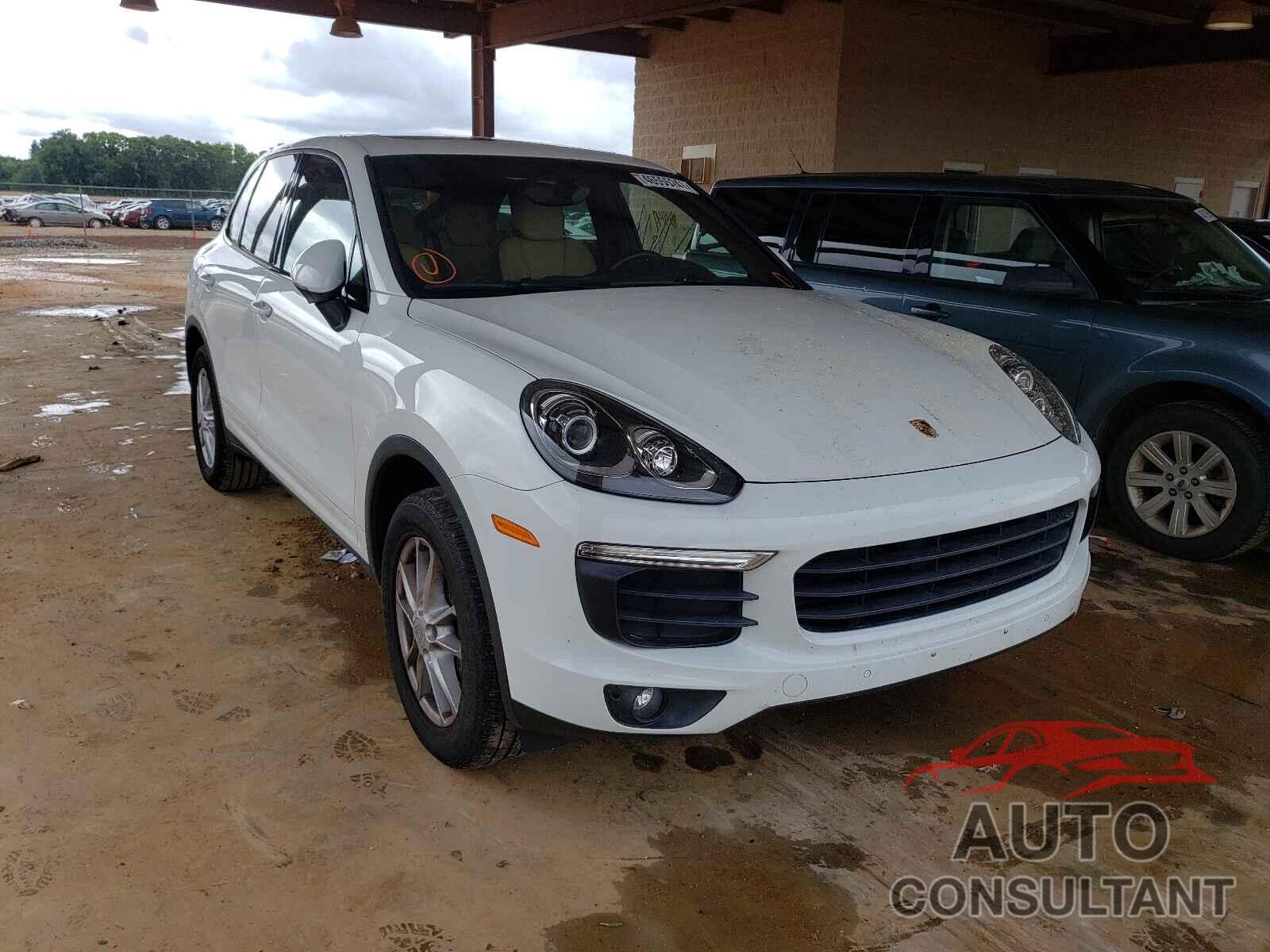 PORSCHE CAYENNE 2016 - WP1AA2A20GKA12806