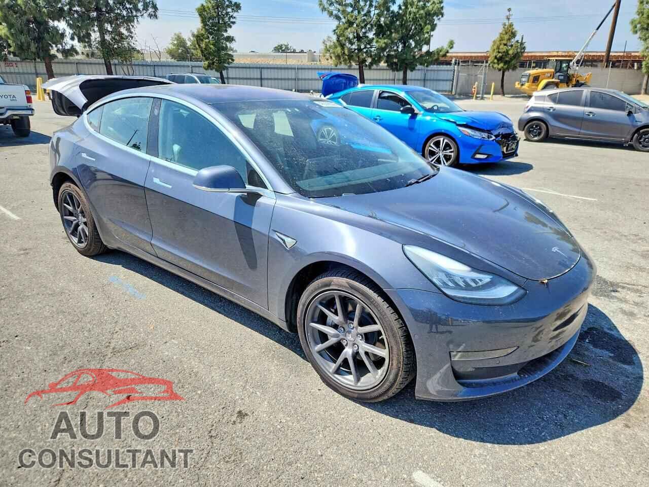 TESLA MODEL 3 2018 - 5YJ3E1EB7JF114370