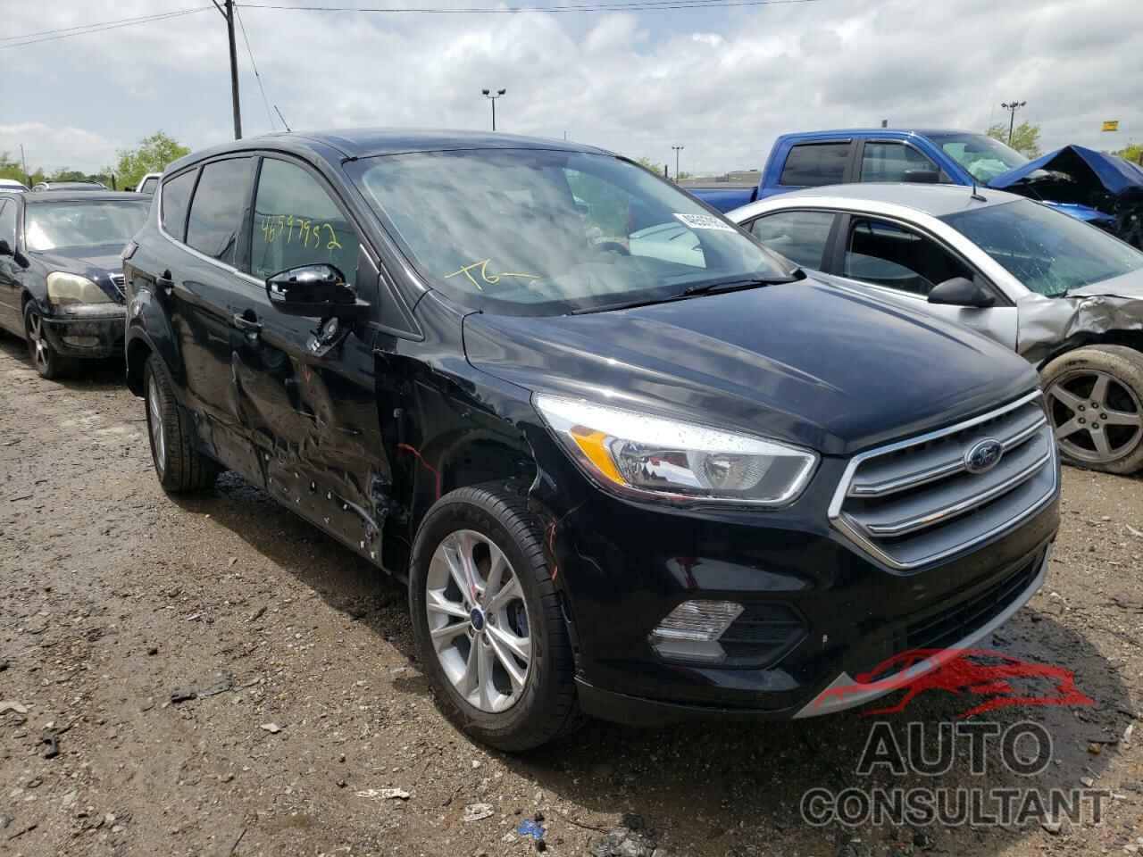 FORD ESCAPE 2017 - 1FMCU0GD0HUE68675