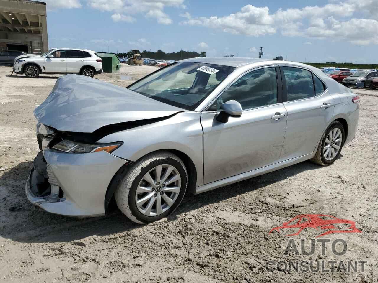 TOYOTA CAMRY 2019 - 4T1B11HK0KU809118