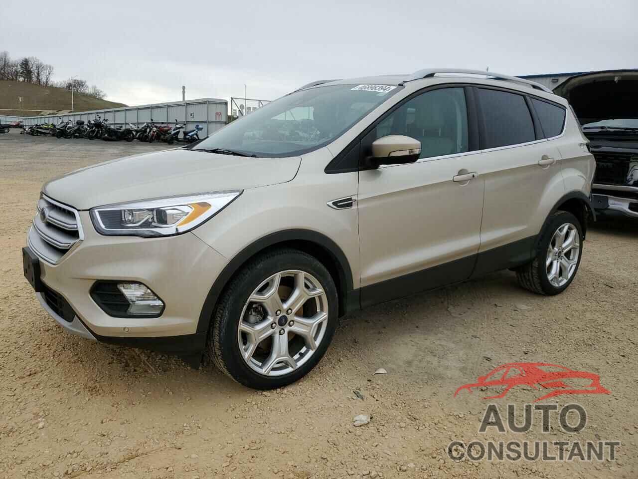 FORD ESCAPE 2018 - 1FMCU9J9XJUD15705