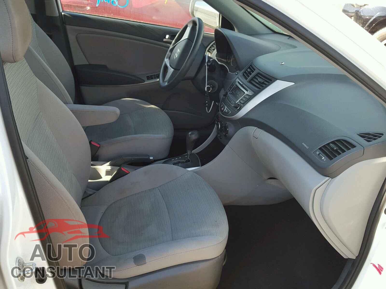 HYUNDAI ACCENT 2016 - KMHCT4AE8GU122125