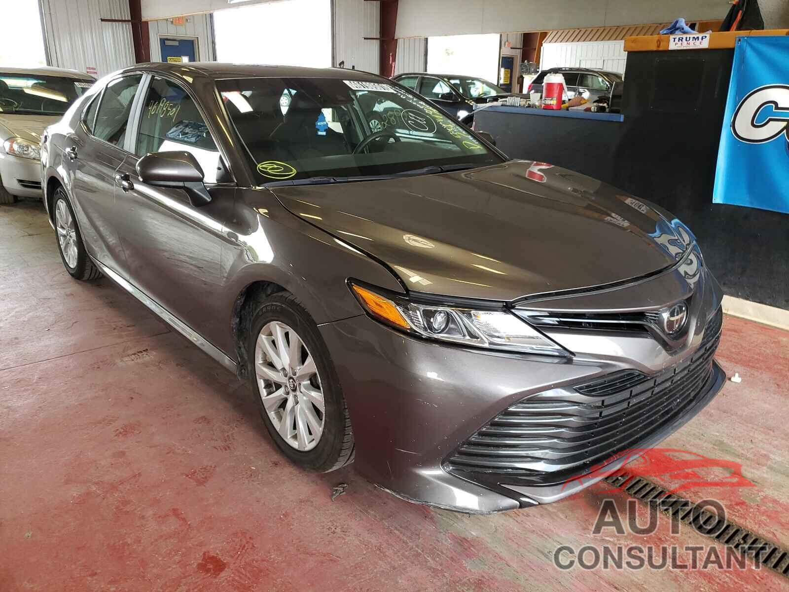 TOYOTA CAMRY 2018 - 4T1B11HKXJU653412