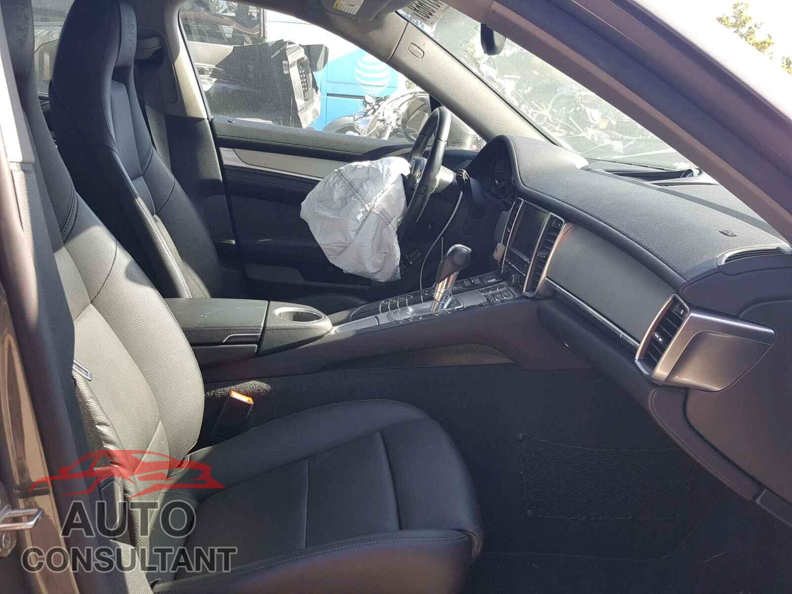 PORSCHE PANAMERA 2015 - WP0AD2A75FL041053