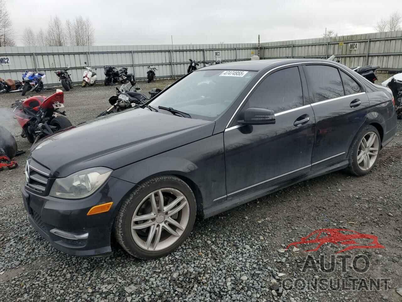 MERCEDES-BENZ C-CLASS 2014 - WDDGF4HB1EG190129