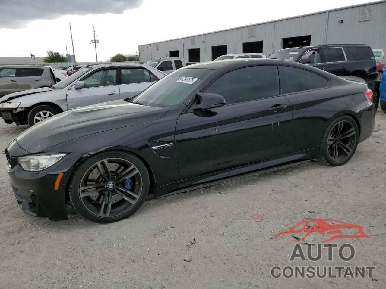 BMW M4 2017 - WBS3R9C55HK709790