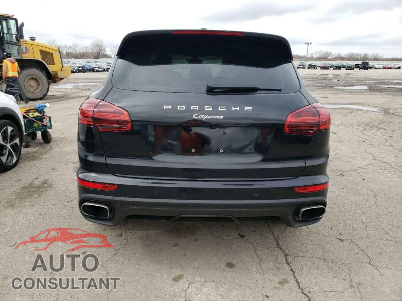 PORSCHE CAYENNE 2016 - WP1AA2A27GLA05703