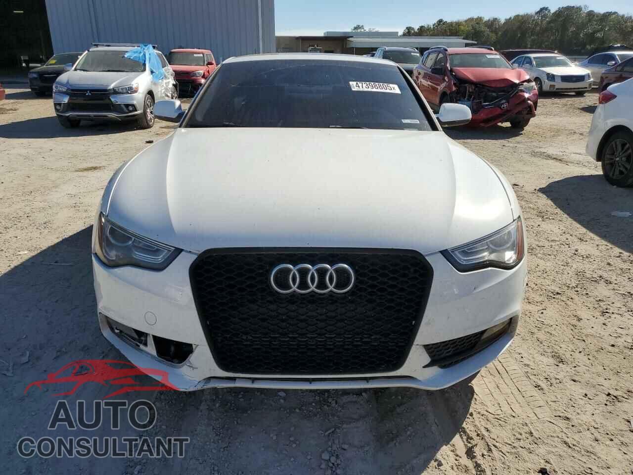 AUDI A5 2013 - WAULFAFR1DA032881