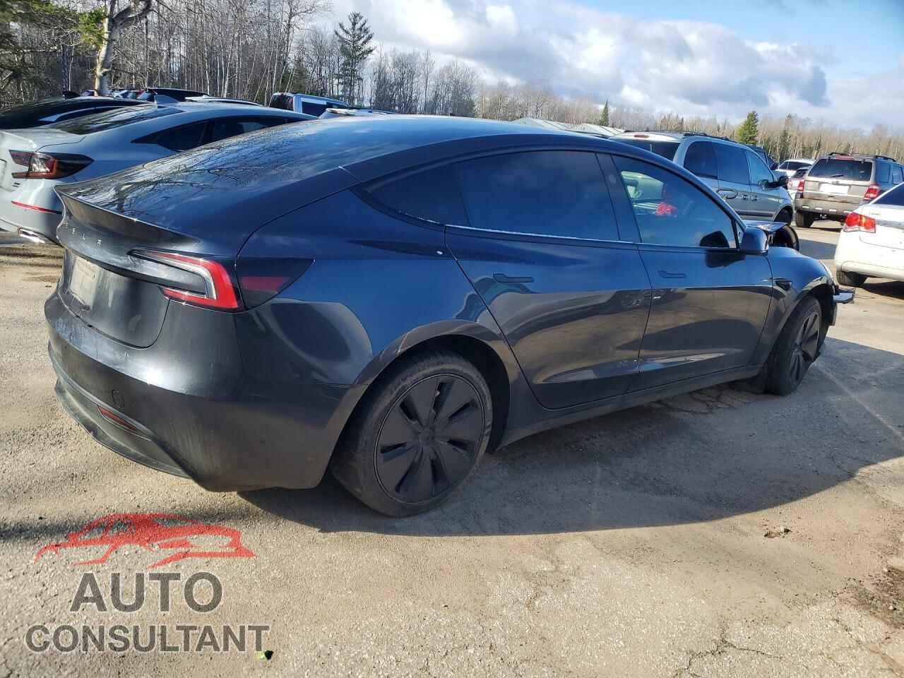 TESLA MODEL 3 2024 - LRW3E7FA4RC088938
