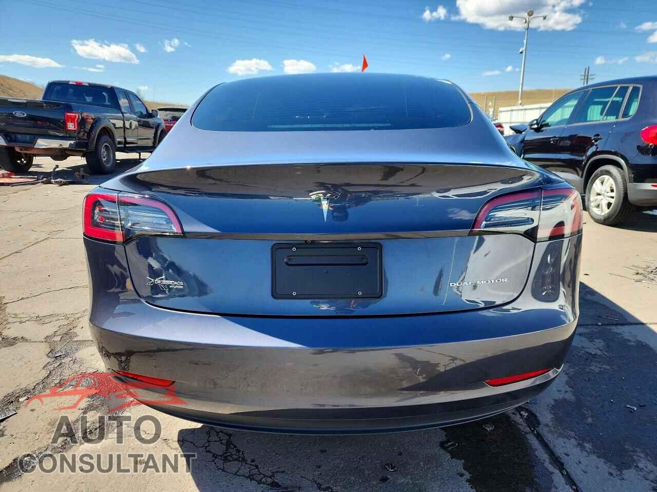 TESLA MODEL 3 2023 - 5YJ3E1EB4PF655160