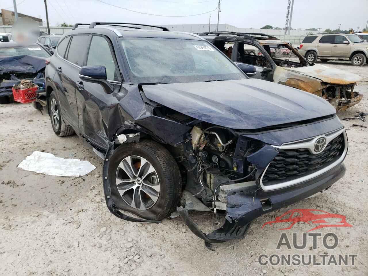 TOYOTA HIGHLANDER 2021 - 5TDGZRAH3MS041173