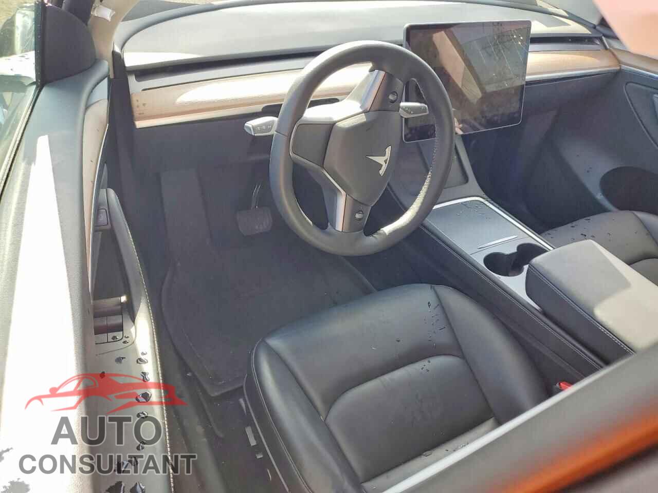 TESLA MODEL Y 2023 - 7SAYGAEE1PF713433