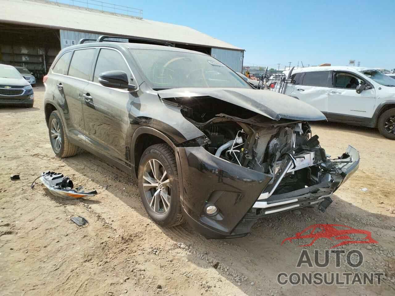TOYOTA HIGHLANDER 2019 - 5TDZZRFH3KS293083