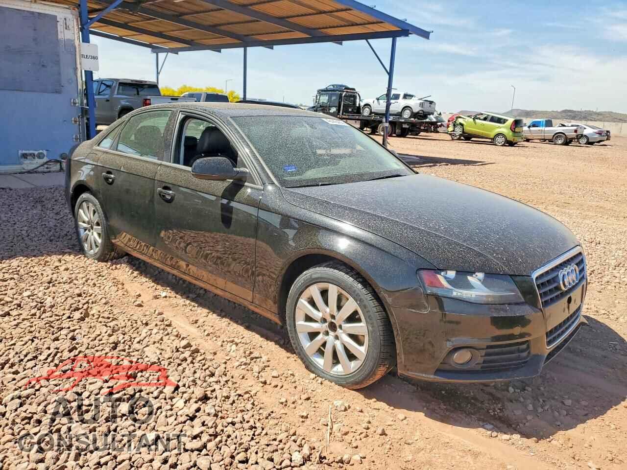 AUDI A4 2012 - WAUBFAFL8CA037033