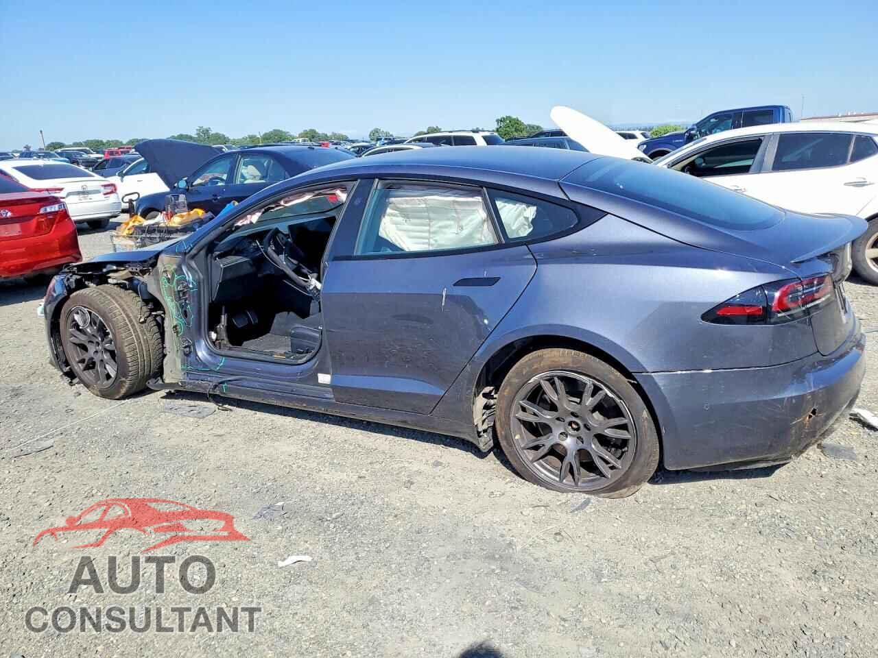 TESLA MODEL S 2023 - 5YJSA1E68PF499666