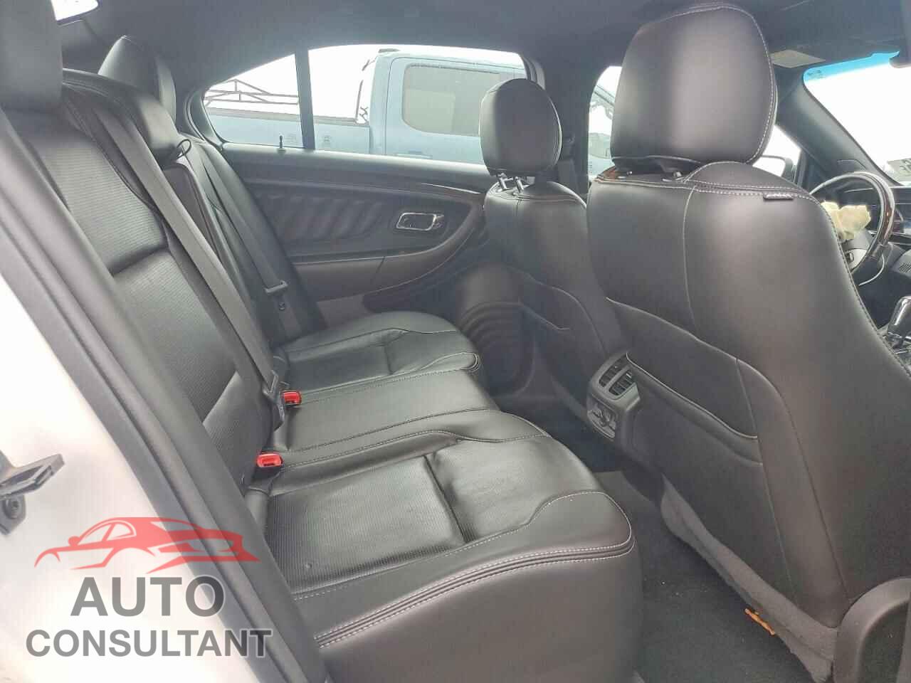 FORD TAURUS 2016 - 1FAHP2J82GG123773