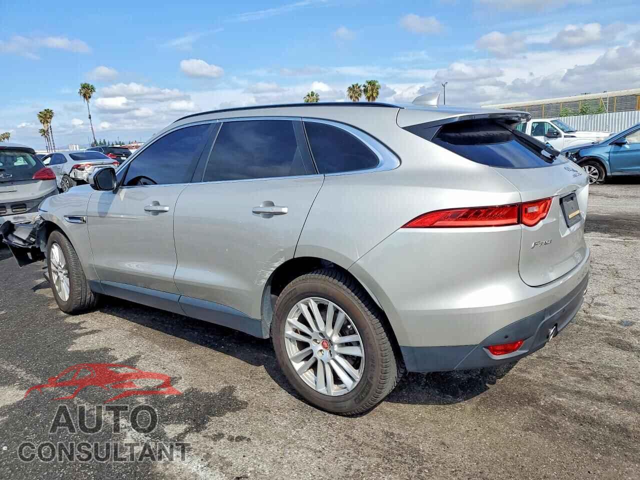 JAGUAR F-PACE 2017 - SADCK2BV1HA080690