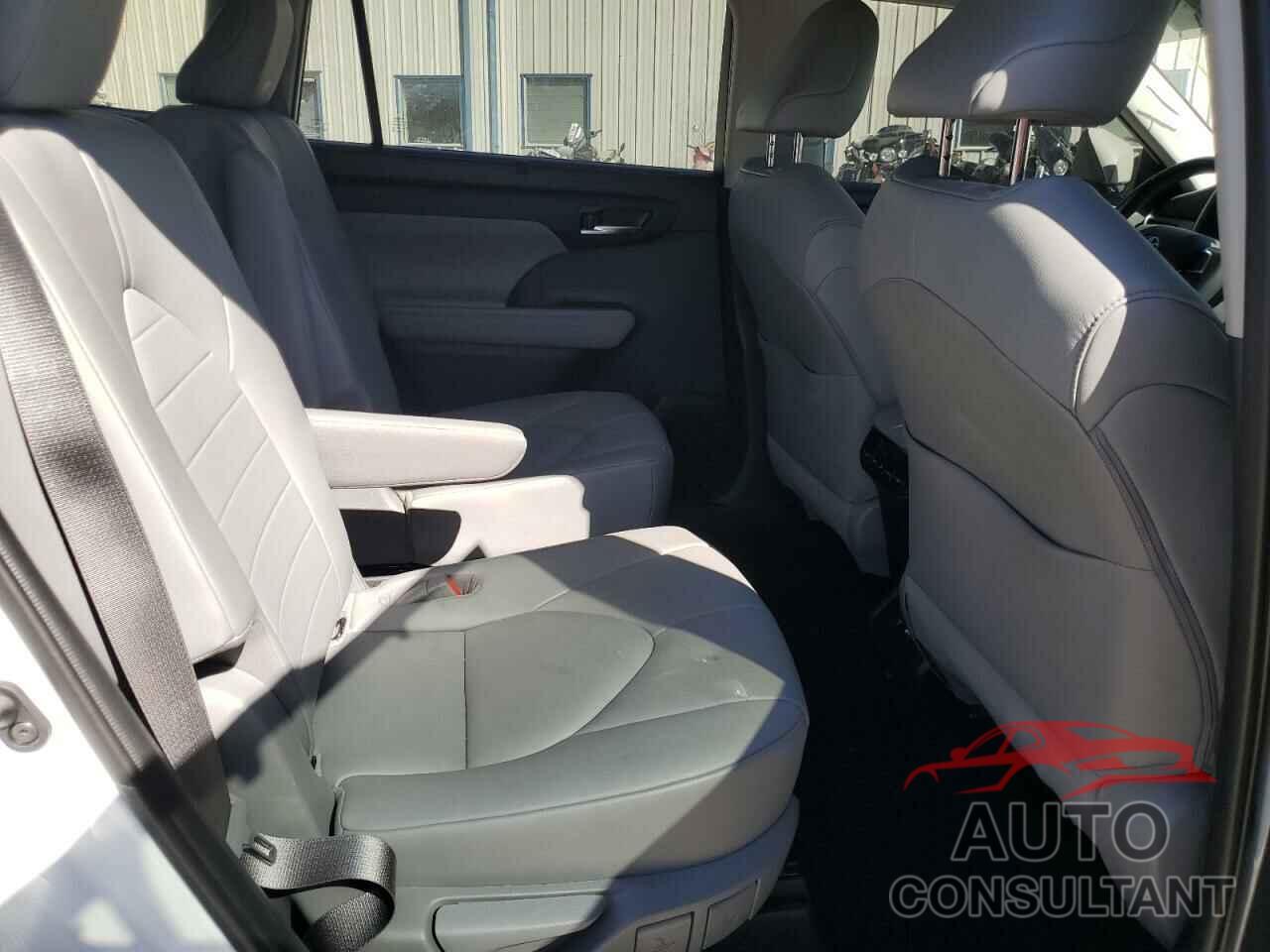TOYOTA HIGHLANDER 2020 - 5TDGZRAHXLS503341
