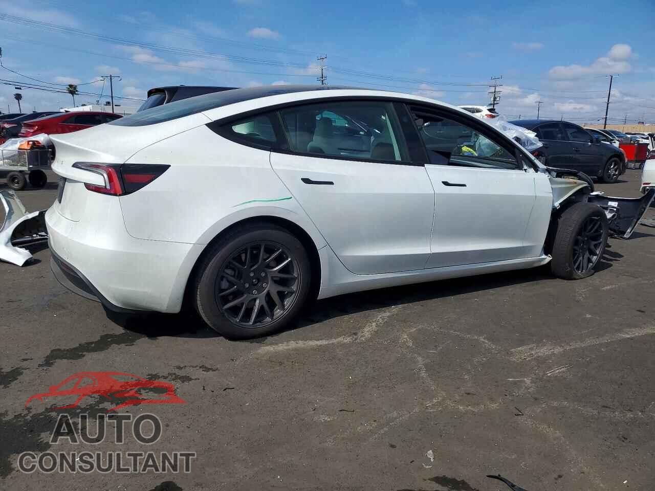 TESLA MODEL 3 2025 - 5YJ3E1EA7SF074445