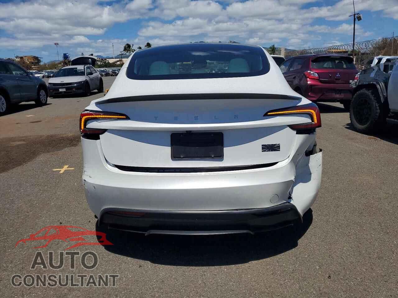 TESLA MODEL 3 2024 - 5YJ3E1ET7RF773909