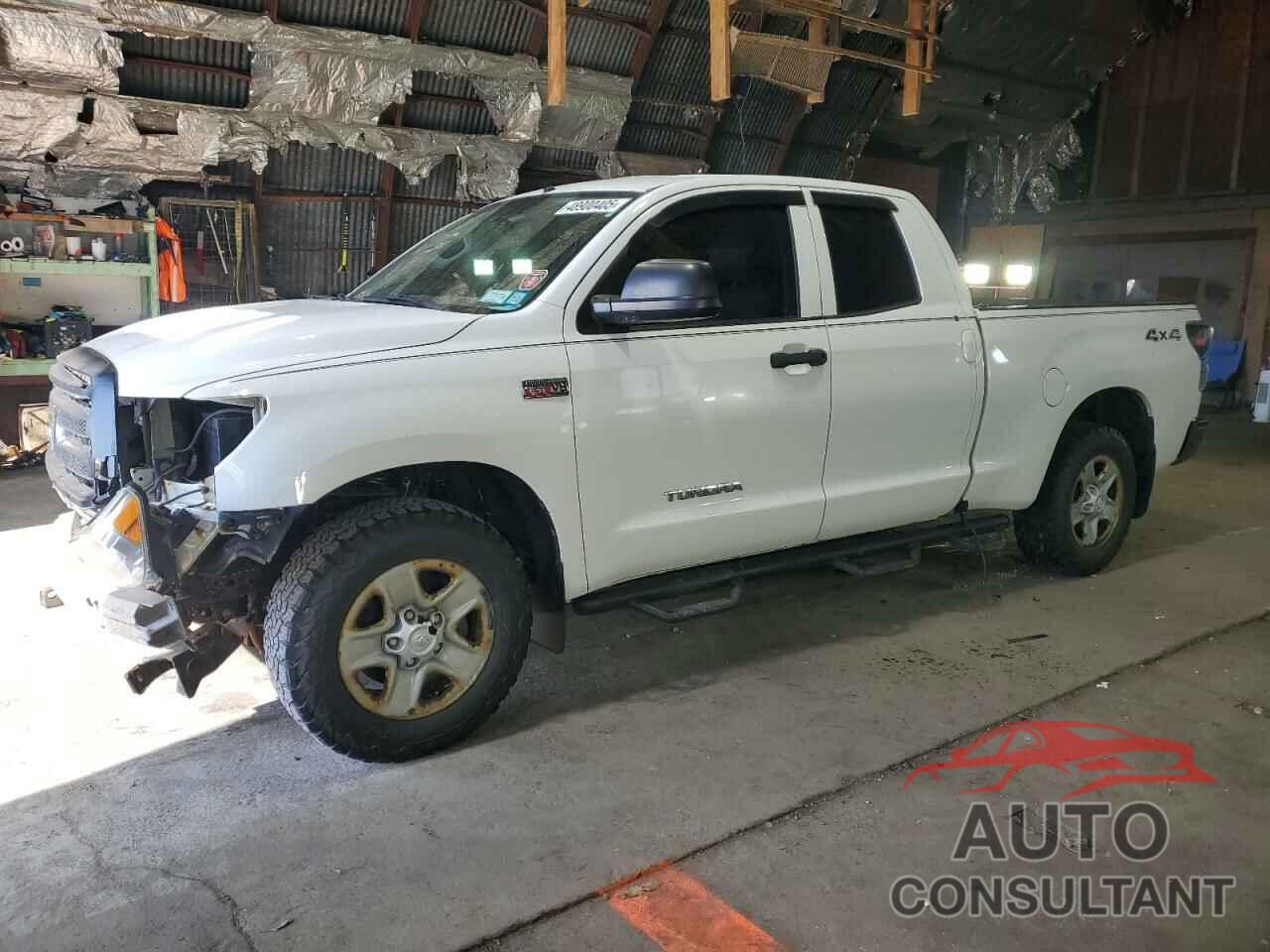 TOYOTA TUNDRA 2013 - 5TFUW5F16DX308378