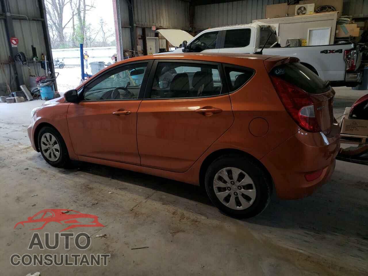 HYUNDAI ACCENT 2017 - KMHCT5AE4HU305030