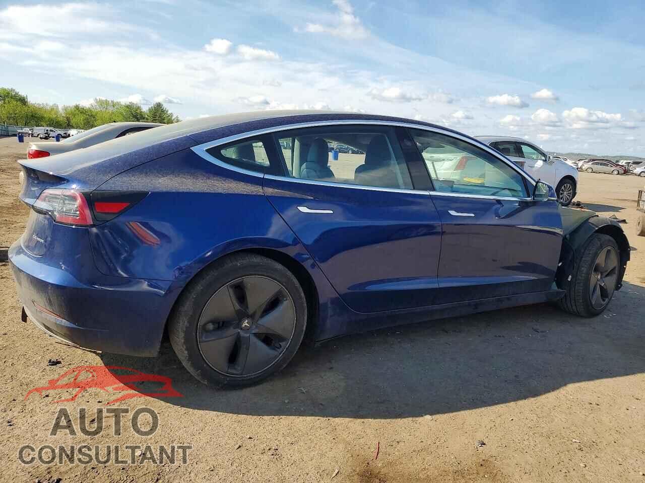 TESLA MODEL 3 2018 - 5YJ3E1EB0JF120298
