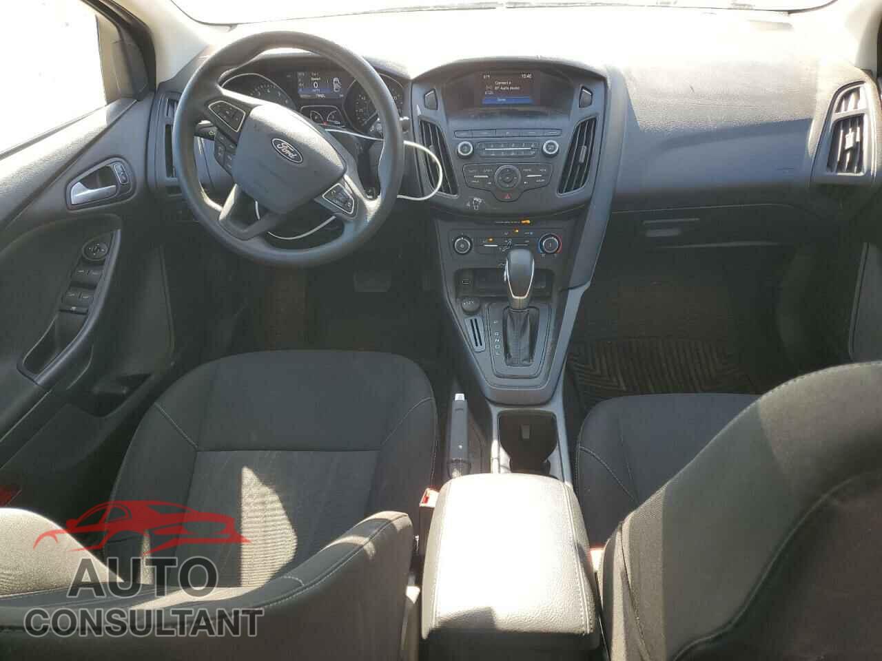 FORD FOCUS 2018 - 1FADP3F20JL256541