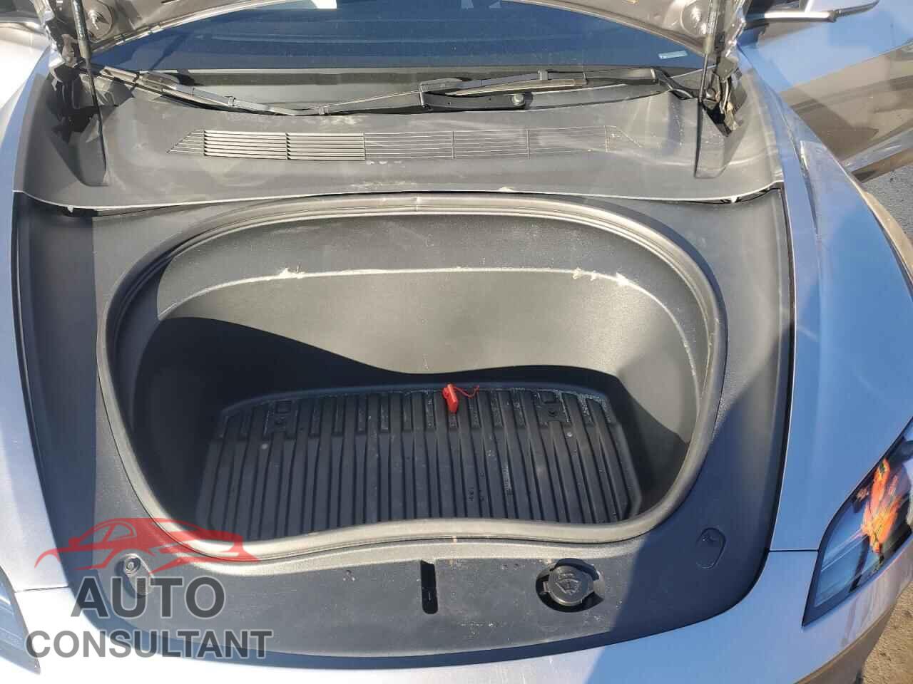 TESLA MODEL 3 2024 - 5YJ3E1ET5RF887262