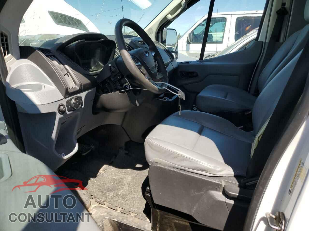 FORD TRANSIT 2018 - 1FTYR2CG1JKA05288