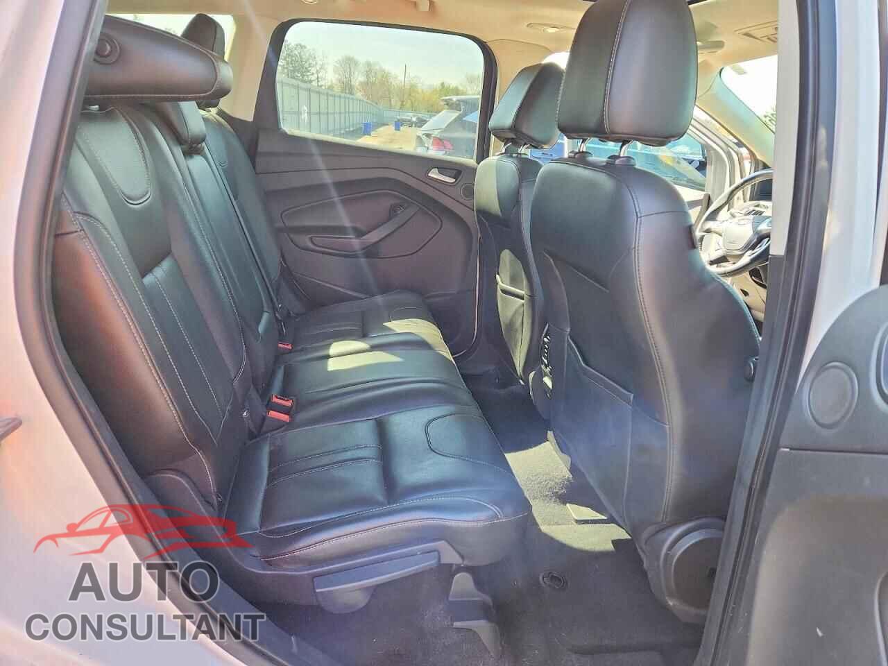 FORD ESCAPE 2013 - 1FMCU9J91DUD33725