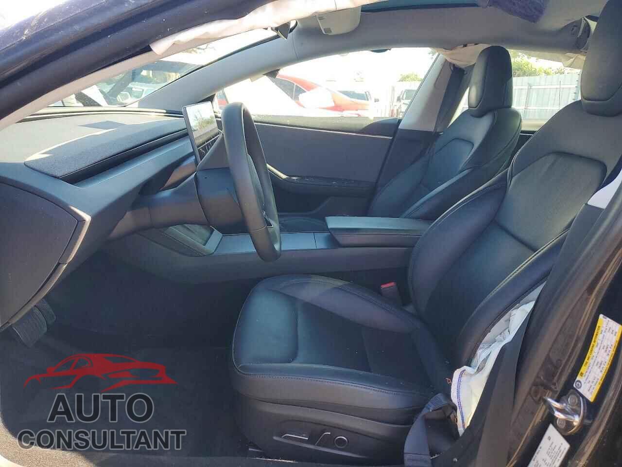 TESLA MODEL 3 2024 - 5YJ3E1EA3RF859491