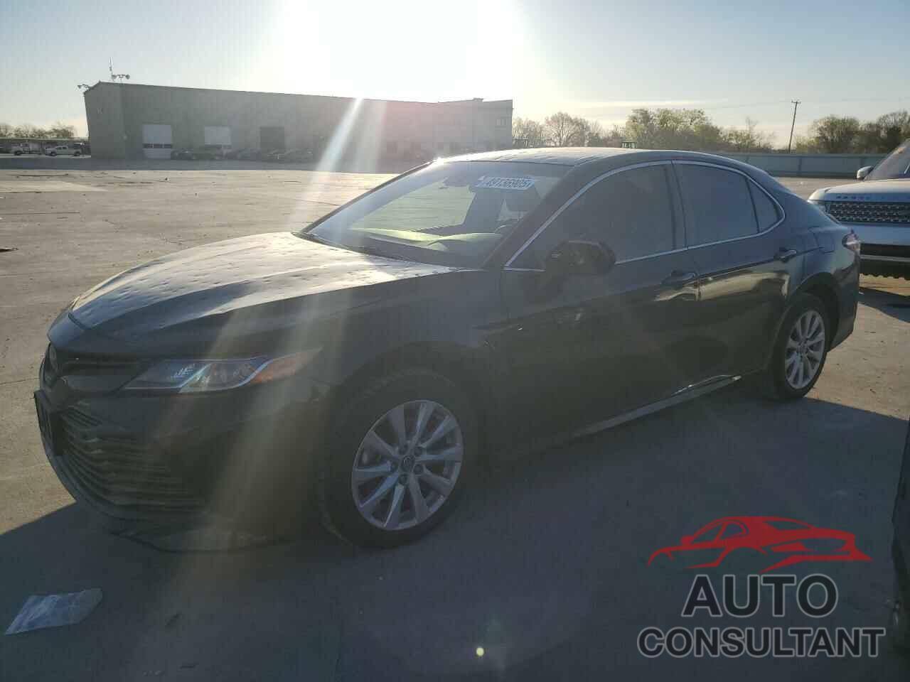 TOYOTA CAMRY 2018 - JTNB11HKXJ3003985