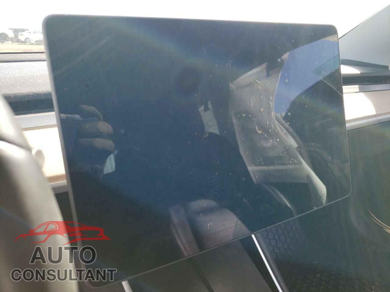 TESLA MODEL 3 2018 - 5YJ3E1EB3JF088236